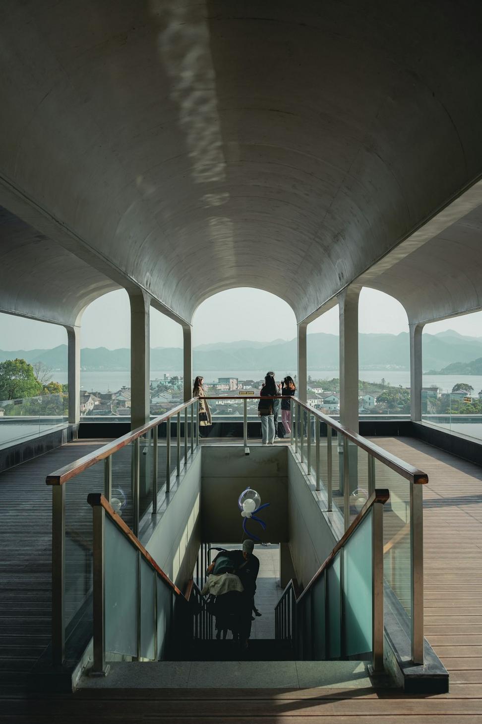 Lighthouse Park Residence
